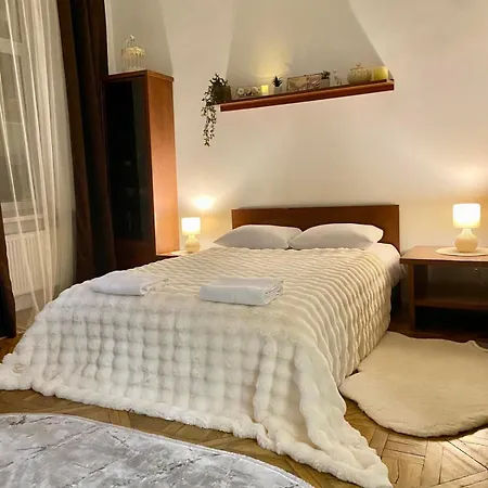 Apartment центр площа ринок оперний театр *